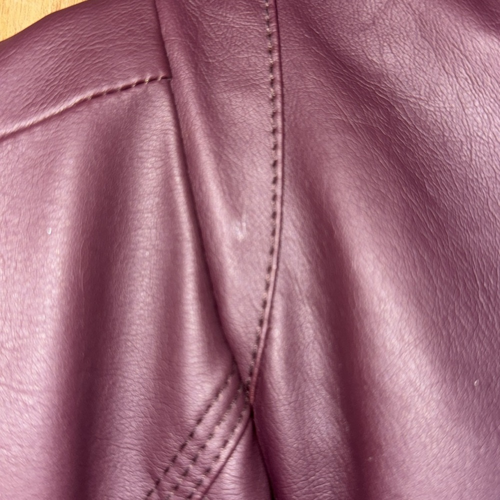 Outer Edge Women's burgundy full leather jacket, size 2X - Picture 6 of 7